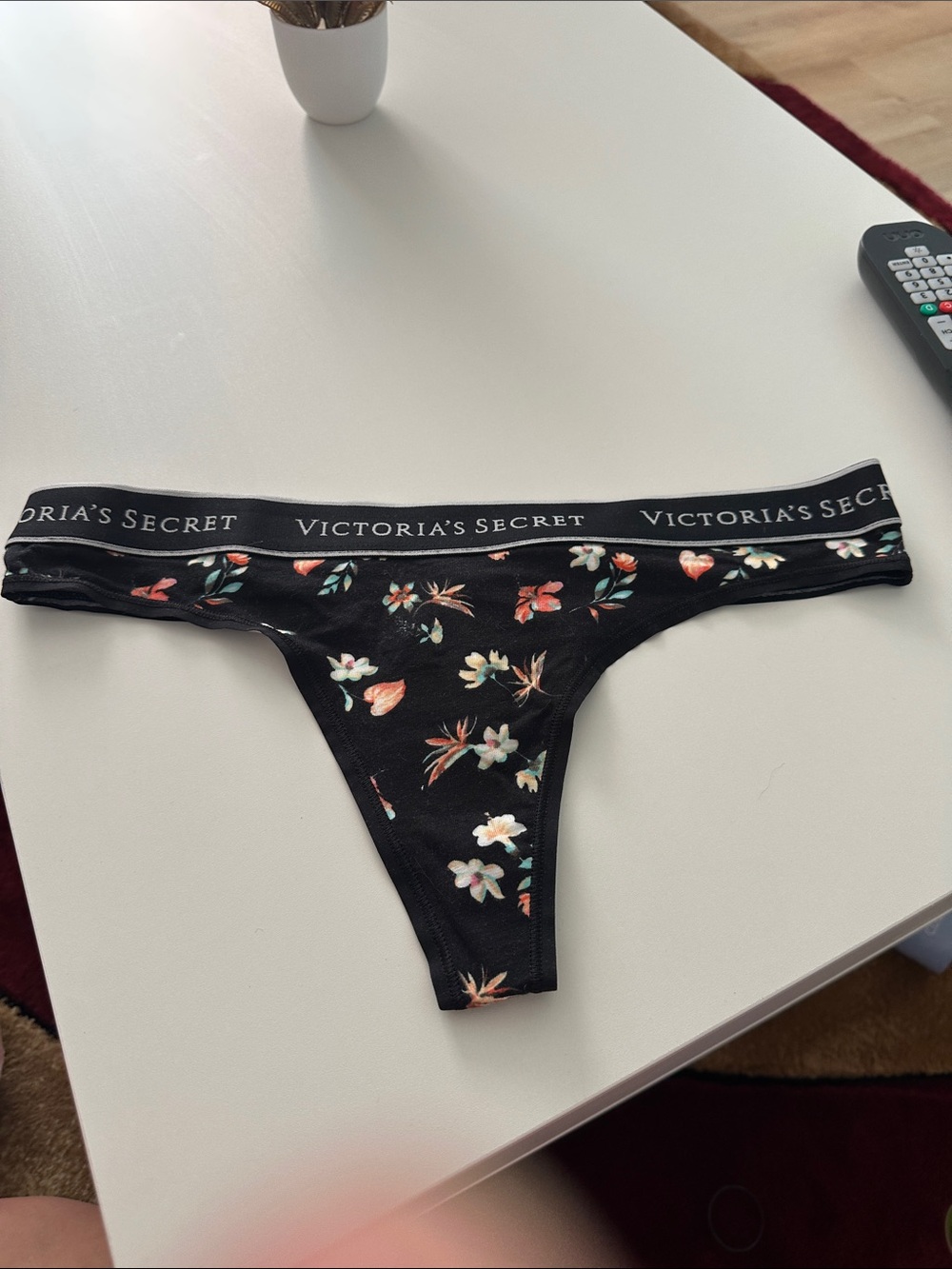 M Thong